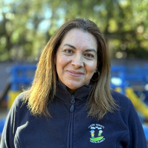 Angelina Rojas, Técnico en párvulos del Jardín Santa Blanca